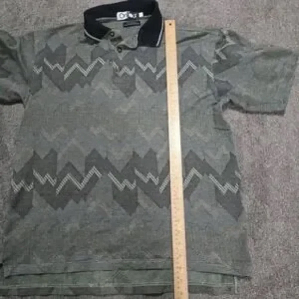 Kids Green Patterned Polo Shirt with Black Collar - Picture 2 of 7
